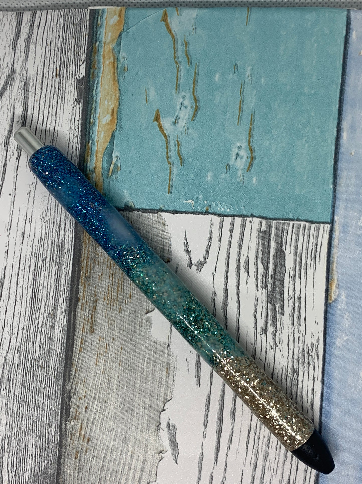 Resin Glitter Pen in Black Ink